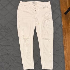 Zara Women's White Ripped Skinny Jeans